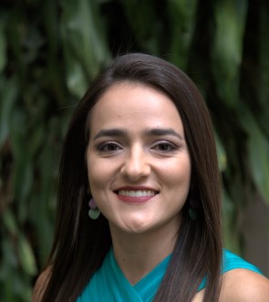 woman smiling for headshot